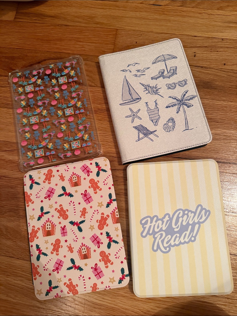 Kindle color soft cases Beige 'Hot Girls Read!' & Assorted Designs